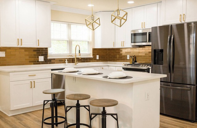 Baltimore Cozy & Renovated Townhome, Oriole Park /Ravens/Casino + Free Parking