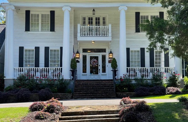 Bama Bed and Breakfast - Magnolia Family Suite