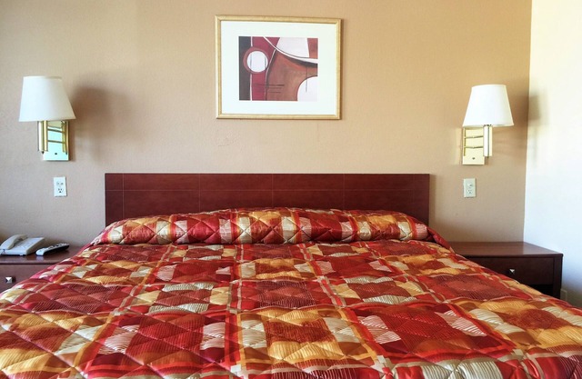 Bama Inn