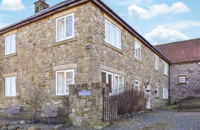 Bamburgh House - UK46435