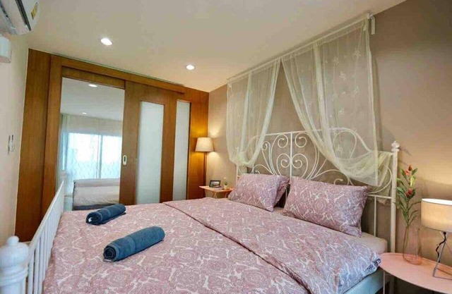 Bangkok City Home King size bed BTS, WiFi * Pick up