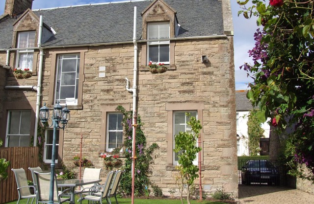 Vue de la banque, CHIRNSIDE