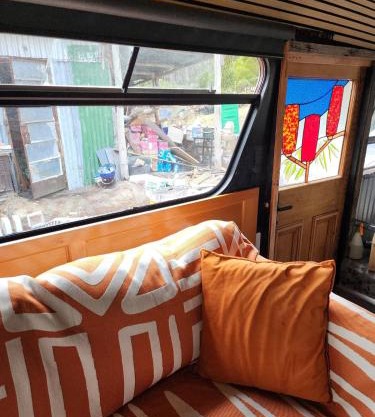 Banksia Bus