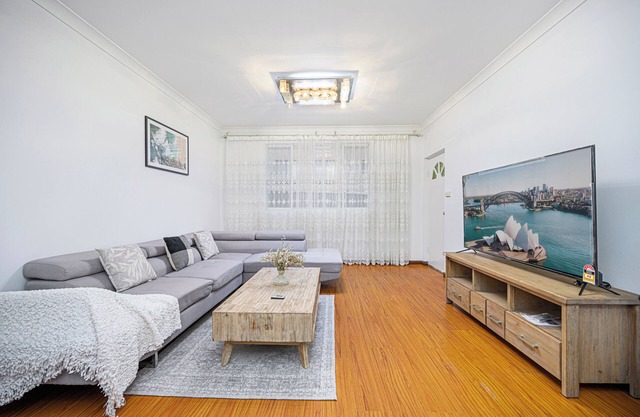 Bankstown3br near train station
