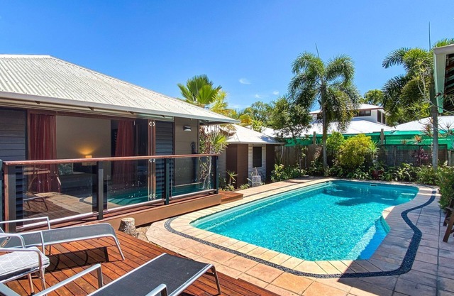 Banyak Villa - Horseshoe Bay