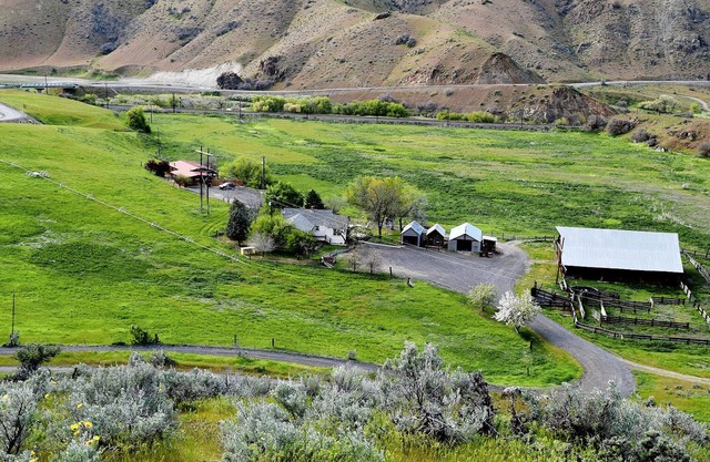 Rustic Ranch - Navigation de plaisance. Randonnée. Chasse à proximité. Famille et animaux acceptés.