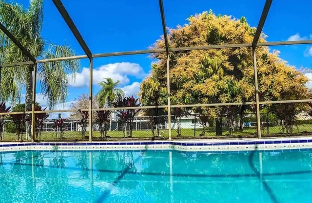 Barberry Family Pool House
