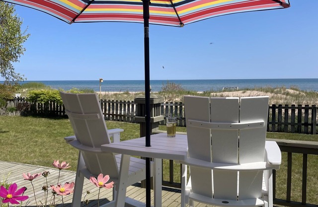Barefoot Bungalow - Charmante maison de plage sur les rives sablonneuses du lac Huron