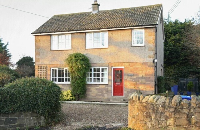 BARMOOR, pet friendly, with open fire in Embleton