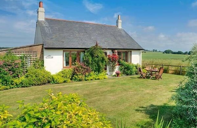 Barmoor RIDGE, pet friendly, avec feu ouvert en Lowick, Réf 409