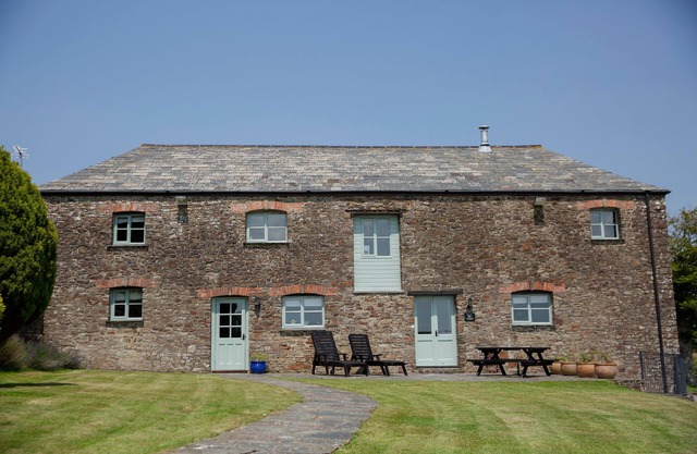 Barn Conversion With Indoor Swimming Pool In Stunning Rural Location Near Ocean