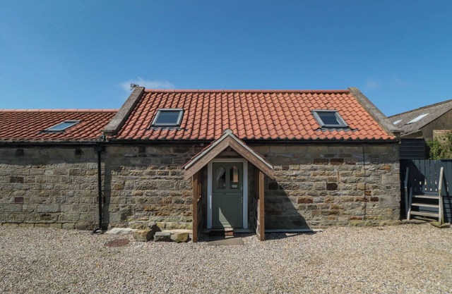 Barn Cottage, ROBIN HOOD’S BAY