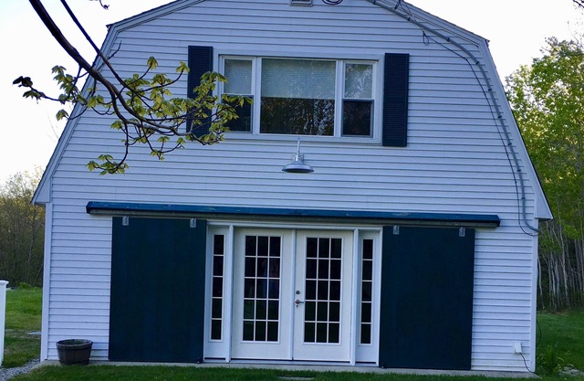 Barn-Style Bliss - 5 étoiles. Près de l'Acadie, des étangs, de la ville et du bord de l'eau!