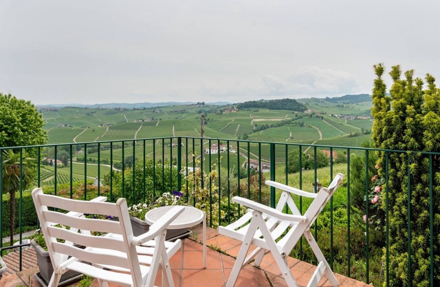 Maison Baroncelli à Barolo - 4 personnes, 2 chambres
