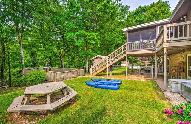 Barren River Lake Home w/ Boat Dock + Grill!