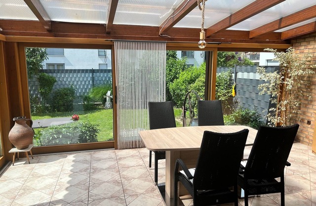 Ferienhaus mit Garten