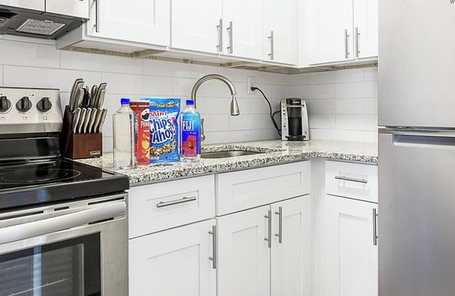 Barsala l Stylish studio city living, fast Wi-Fi