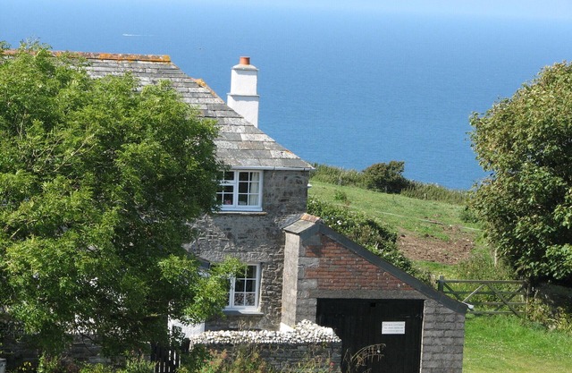 Barton Cottage: emplacement, emplacement, emplacement !!