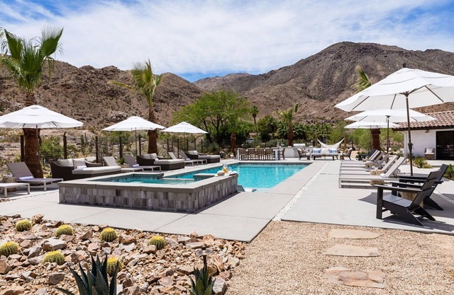 Base Camp-Luxury Desert Oasis with 2 Pools & Game Room