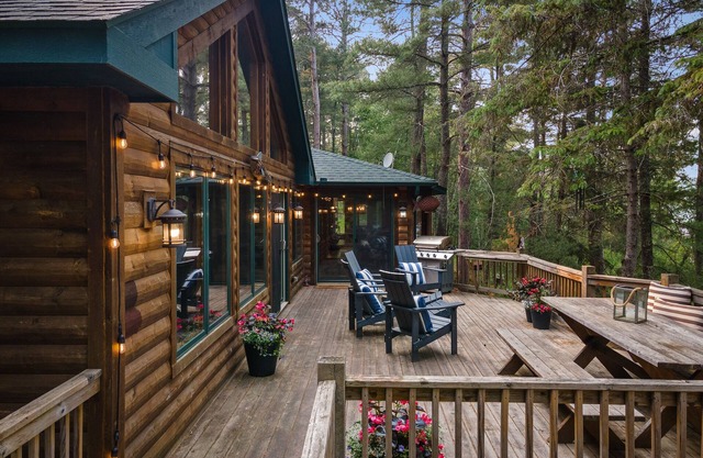 Bass Lake|Family Friendly|Boat rental |SandyBeach