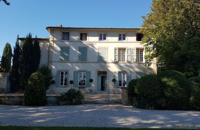 Bastide XIX eme Aix en Provence/ 19th Century Bastide featuring 8 BR & 7 baths