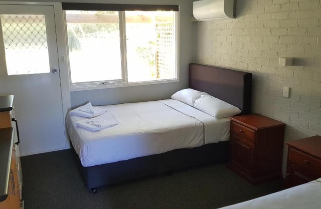 Bateau Bay Hotel