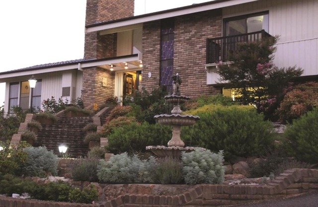 Bathurst Heights Bed & Breakfast