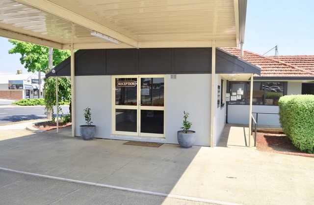 Bathurst Motor Inn
