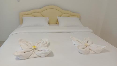 Batikseafood Airport & Room