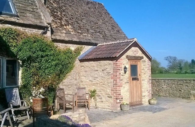 Battens Farm Cottages - B&B and Self-catering Accommodation