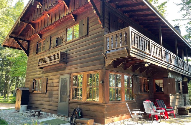 Bavarian Style Lake Lodge on 26 Private Acres