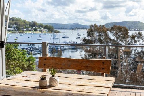 Bay and Beachside Family Retreat
