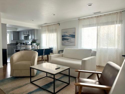 Bay Breeze Hideaway