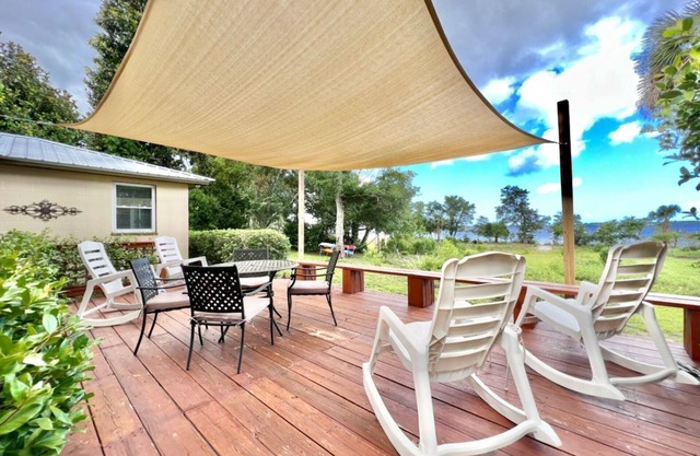 Bay Front Home W / Private Bch dans le quartier historique. Famille / Animaux acceptés