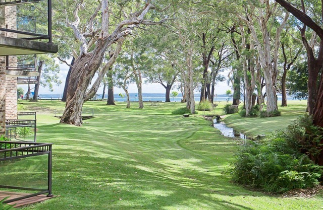 23 'Bay Parklands', 2 Gowrie Avenue - Little Beach, climatisation, piscine et court de tennis