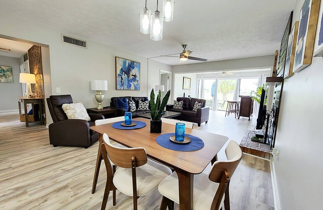 Charming 2BR Villa in Bay Point, Just Minutes To The Beach & Local Attractions