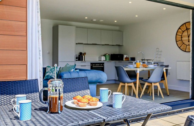 Bay Waves - C4 - Deux Chambres Appartement, Couchages 4