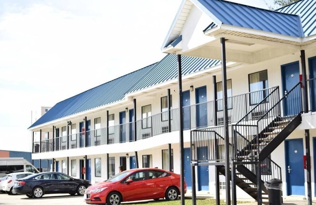 Bayfront Inn