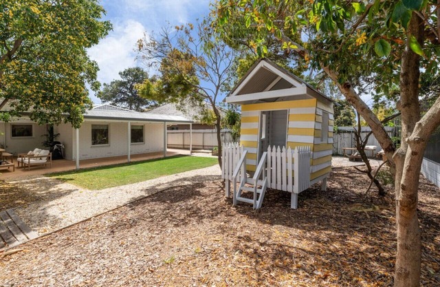 Bayleaf Retreat~Family & Pet Friendly Beach Escape