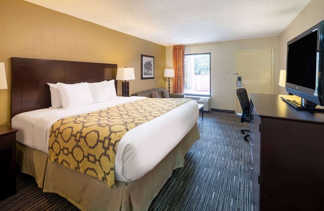 Baymont by Wyndham Columbus GA