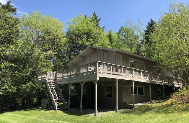 Bayou Chalet – Your Perfect Getaway Near Sugarbush Resort