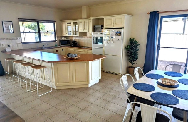 Bayside Breeze, Moonta Bay