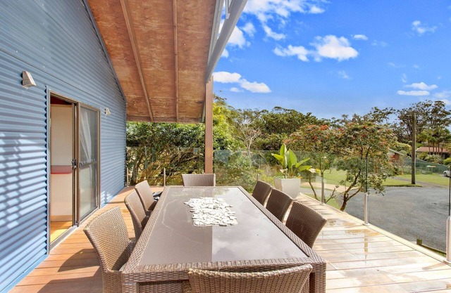 Bayside Delight - 4 bedroom holiday home in North Haven, close to beach and river