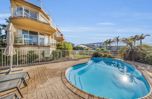 Baywatch Apartments Merimbula- 2 bedroom with beautiful views