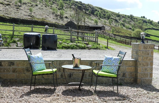 BAYWOOD COTTAGE, maison de vacances de caractère à Cowling, Ref 973861