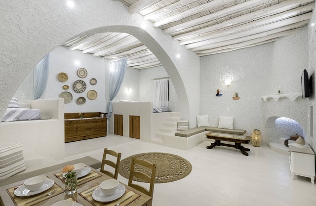 Soyez l’un des premiers invités à séjourner dans une maison traditionnelle originale!