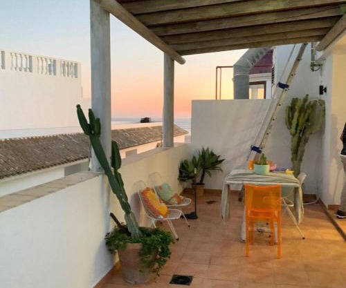 BEACH ATTIC