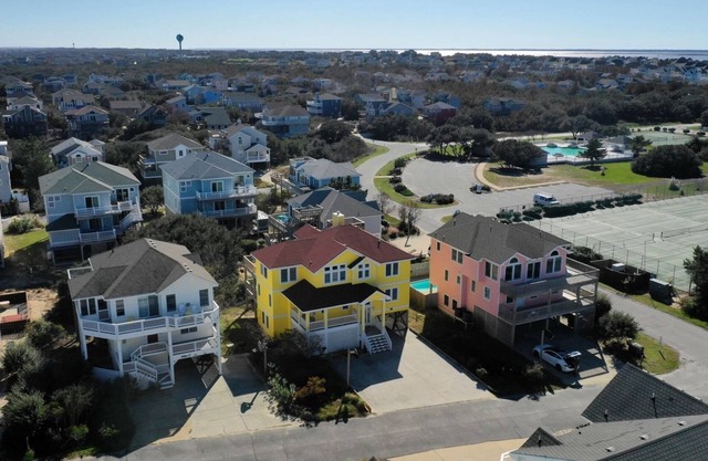 Beach Block Ocean Sands Bright Beautiful Beach House -Second Chance