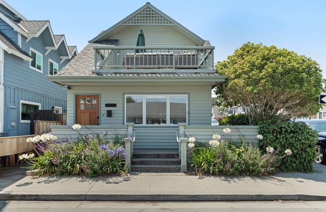 Beach Bungalow à Seabright - 2 blocs de la plage!