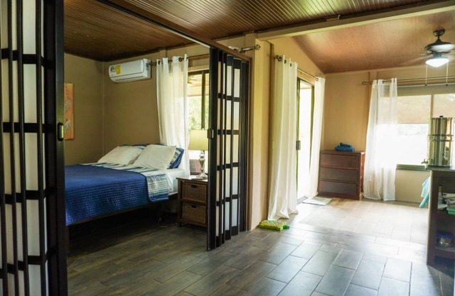 Beach Casita, Pilon de Pavones Steps away from perfect surf!